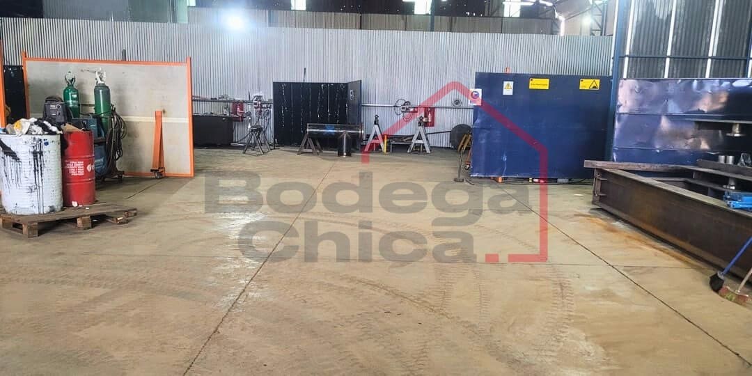 Arriendo de bodega de 1000mt2 en Rancagua